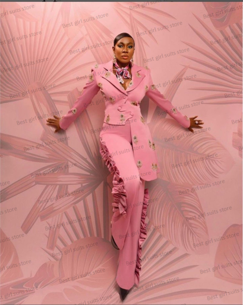 Women'S Formal Wear For Wedding Guest - ชุดสูทเบลเซอร์ + กางเกงผู้ชายขาสามส่วน2ชิ้นสำหรับงานแต่งงานสีชมพูเสื้อโค้ทลูกปัดชุดงานพรอมสำหรับแขกทางการ